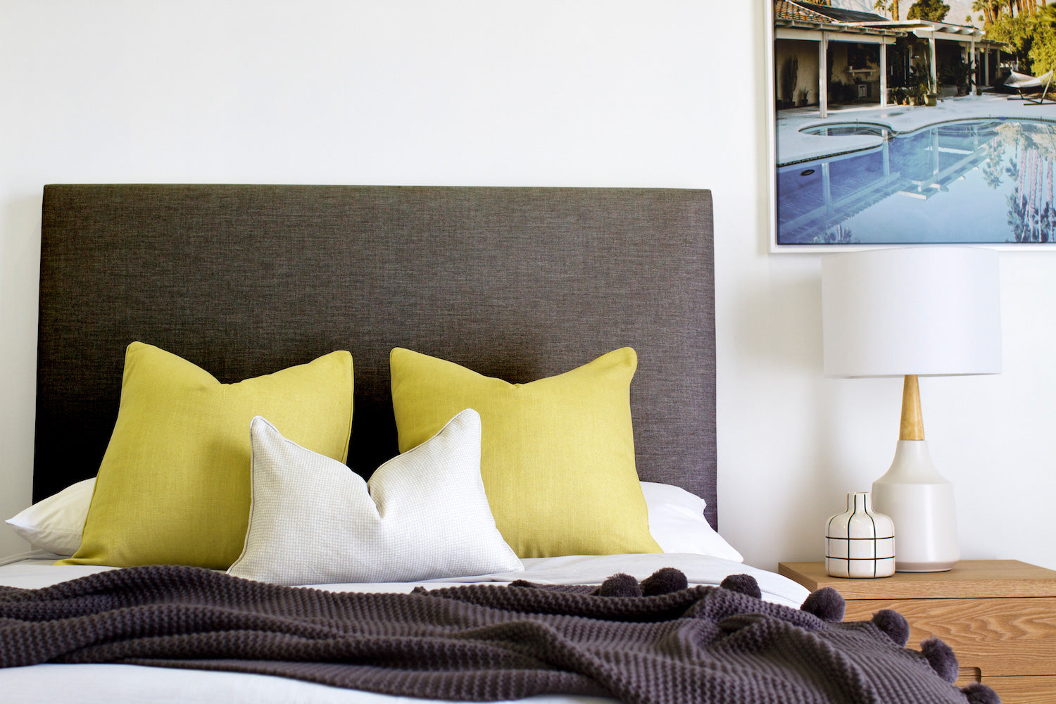 Bedroom with a bed Stockholm Thick Frame Upholstered Bedhead